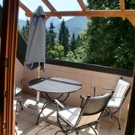 Garten- & Loggia-Appartement Herrenhaus Dellach im Drautal Chambre photo