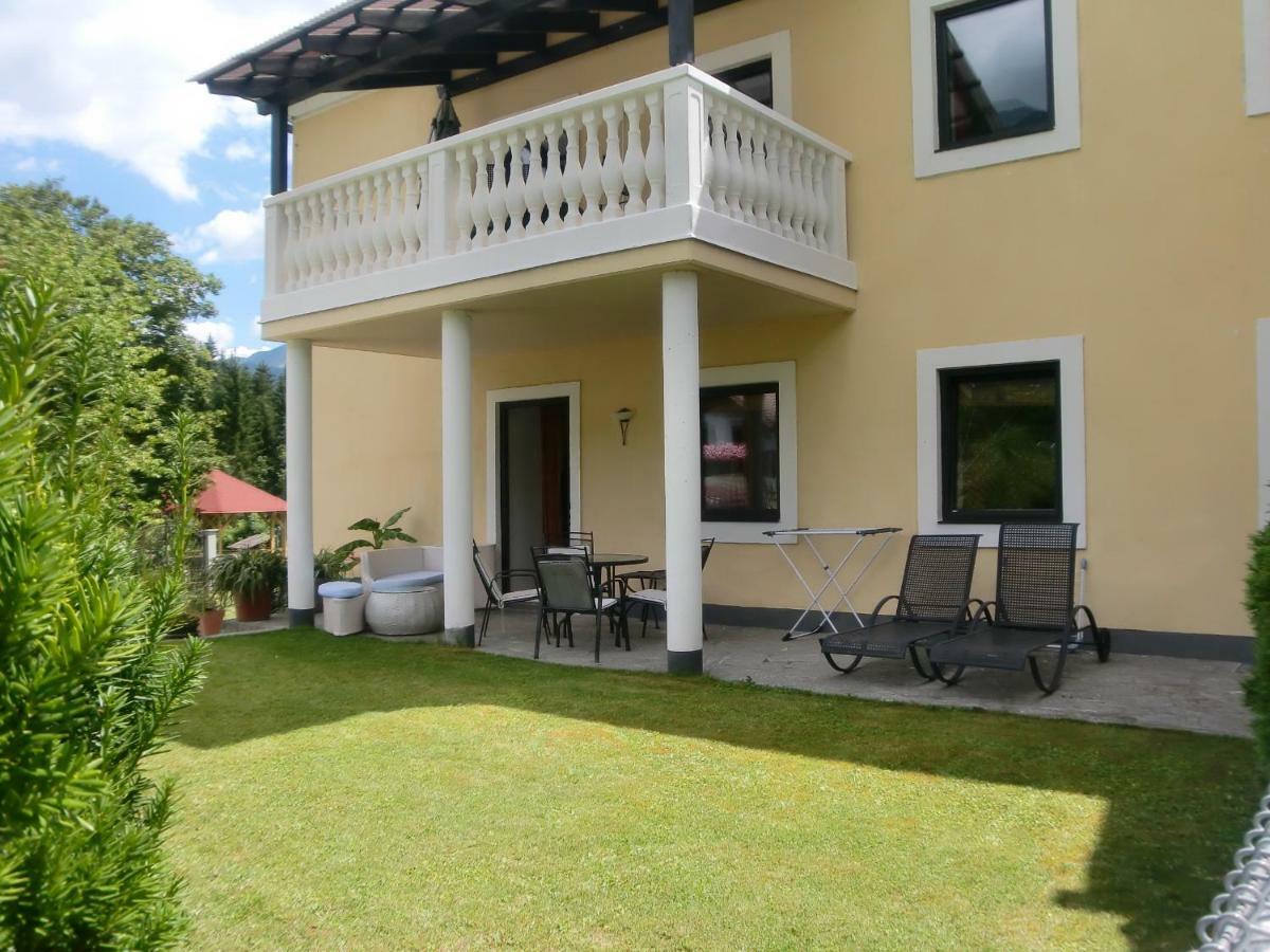 Garten- & Loggia-Appartement Herrenhaus Dellach im Drautal Extérieur photo